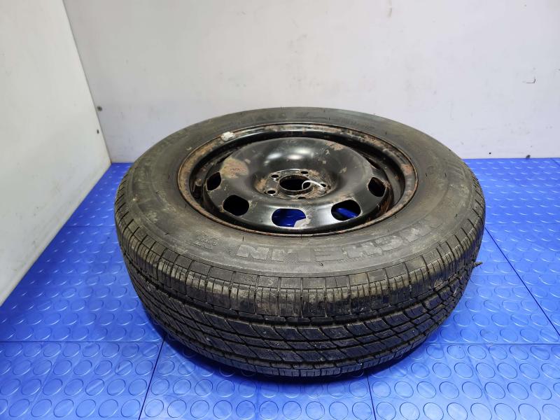 2005 Volkswagen Jetta Wheel