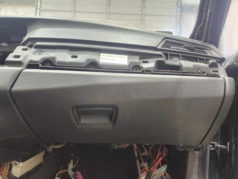 2011 BMW 535i Glove Box