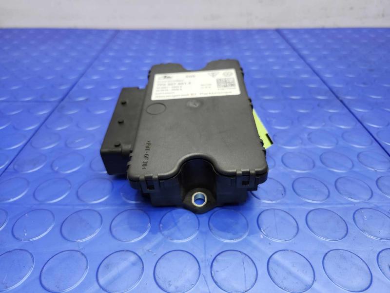 2011 Volkswagen Touareg Chassis Brain Box