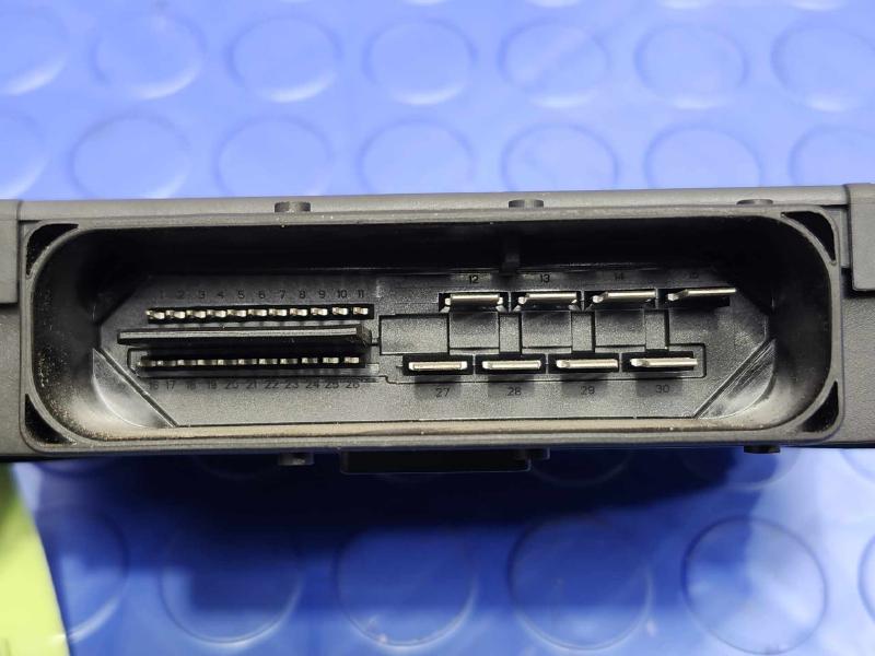 2011 Volkswagen Touareg Chassis Brain Box
