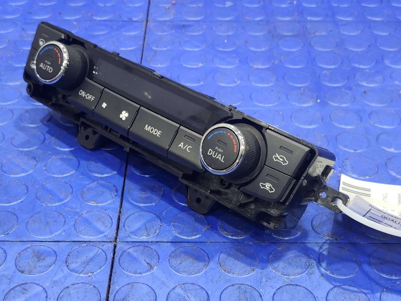2018 Nissan Maxima Heater A/C Control