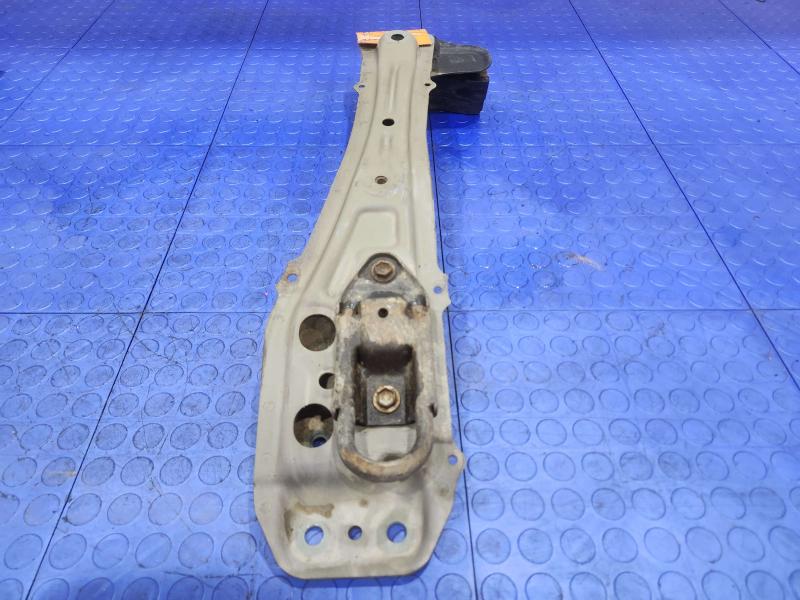 2011 Toyota Corolla Crossmember/Cradle/Undercarria