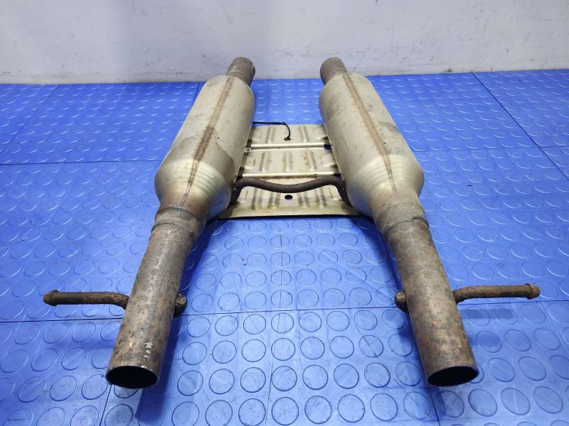 2015 Infiniti Q50 Muffler