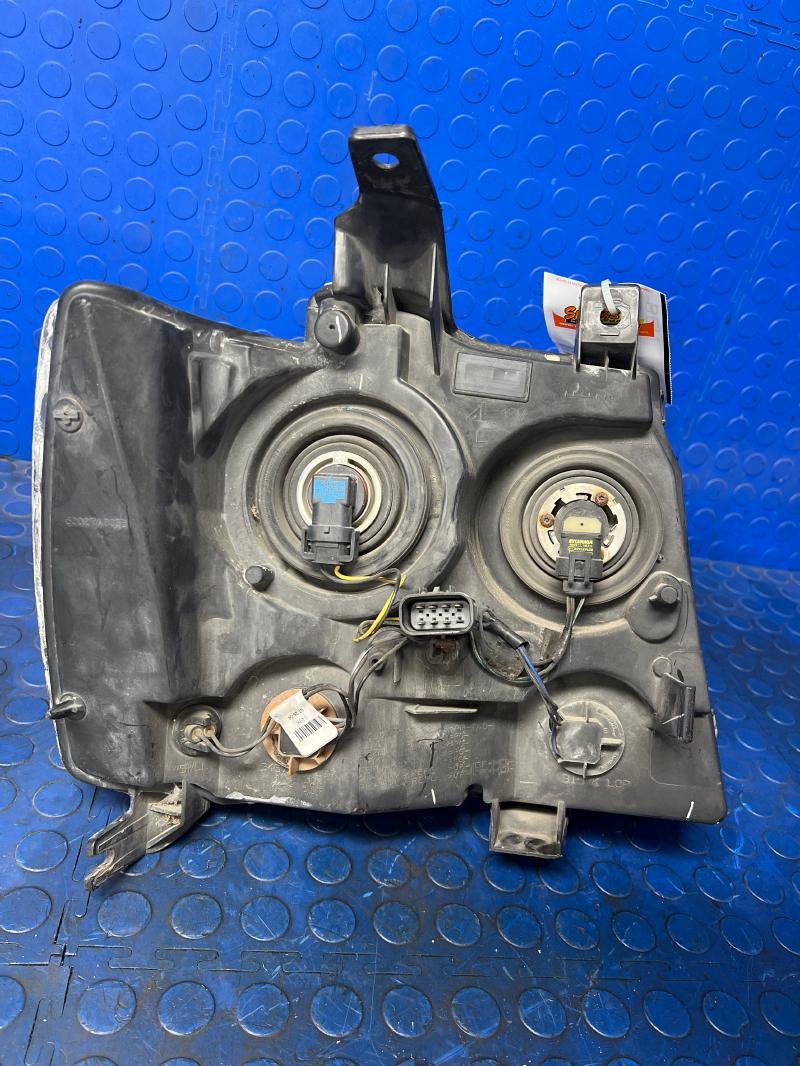 2007 Chevrolet Suburban Headlamp Assembly