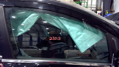 2018 - 2022 Ford Ecosport Front Door Glass RH Passenger Side OEM LN1Z5821410A