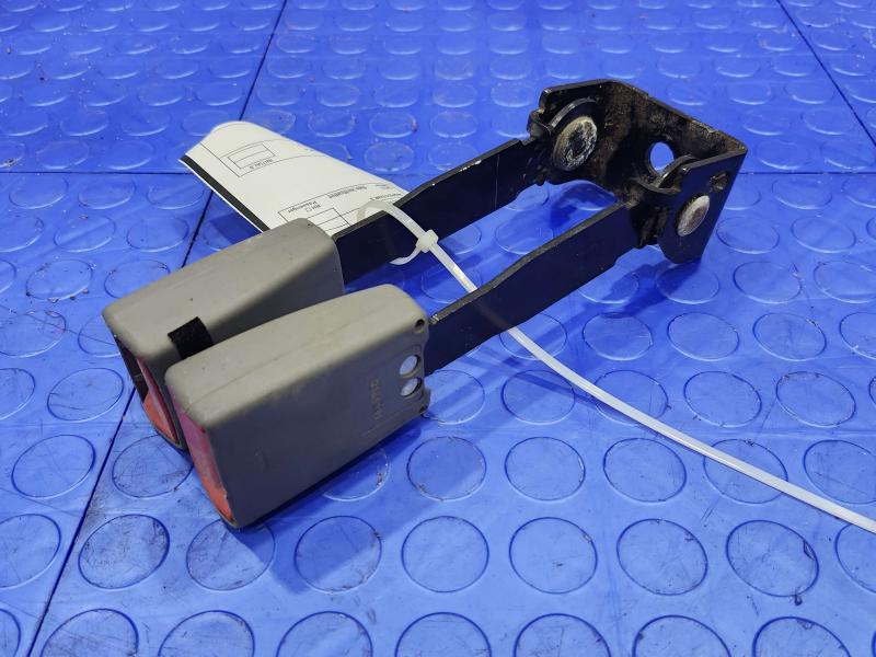 2017 Chevrolet Silverado 2500 Rear Seat Belt