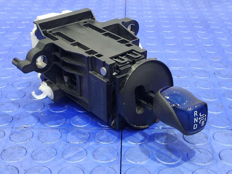 2017 Toyota Prius Floor Shifter