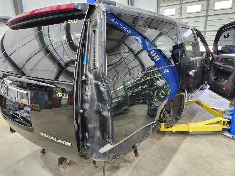 2007 Cadillac Escalade ESV Quarter Panel