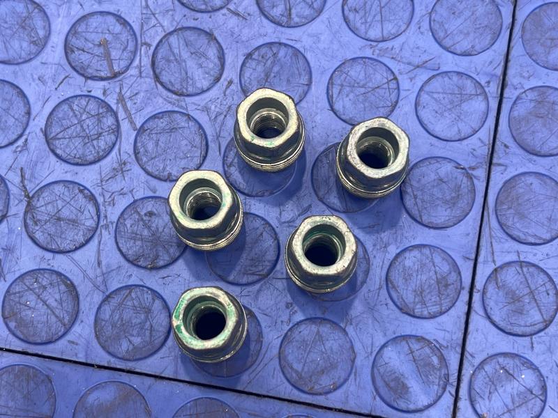 2018 Chevrolet Cruze Lug Nuts