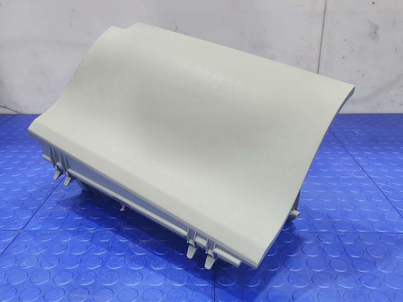 2013 Toyota Prius Glove Box