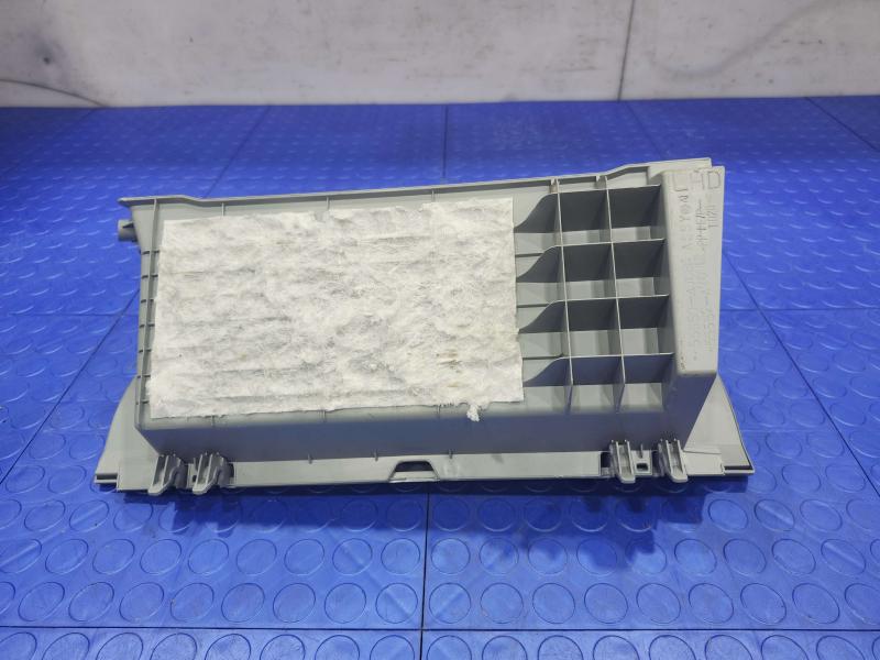 2013 Toyota Prius Glove Box