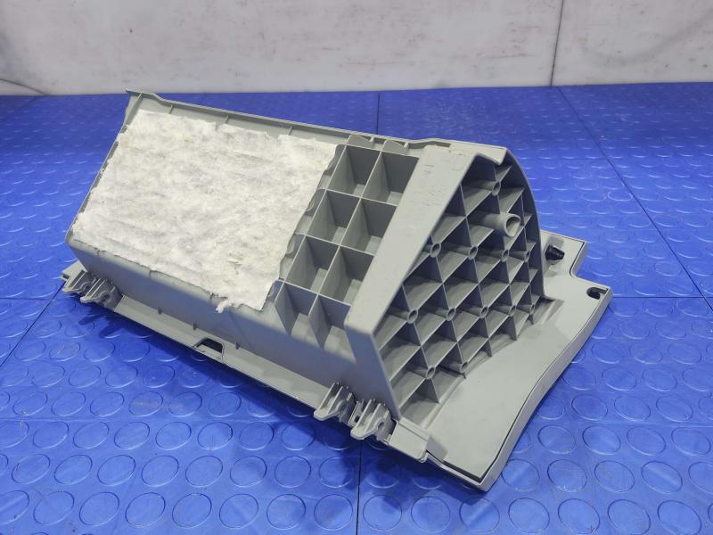 2013 Toyota Prius Glove Box