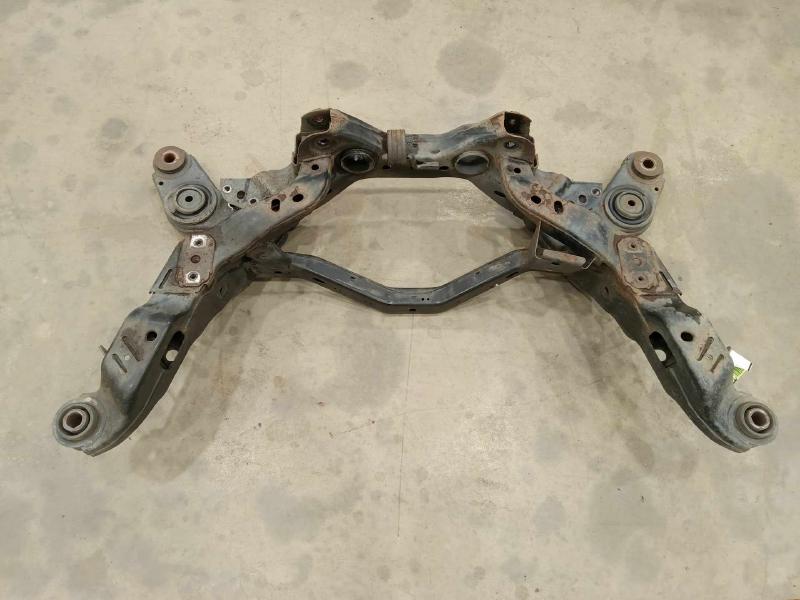 2015 Ford Taurus Crossmember/Cradle/Undercarria