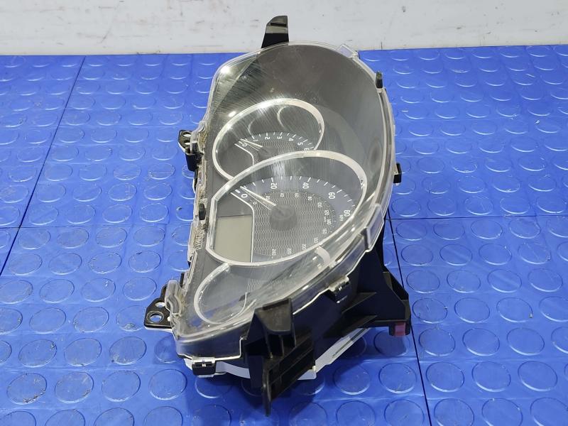 2015 Toyota Corolla Speedometer