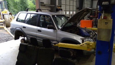1998 Toyota RAV4 Rear Door Latch