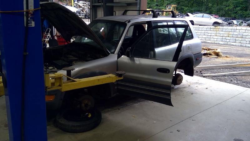 1998 Toyota RAV4 Side/Rear/Cargo Regulator