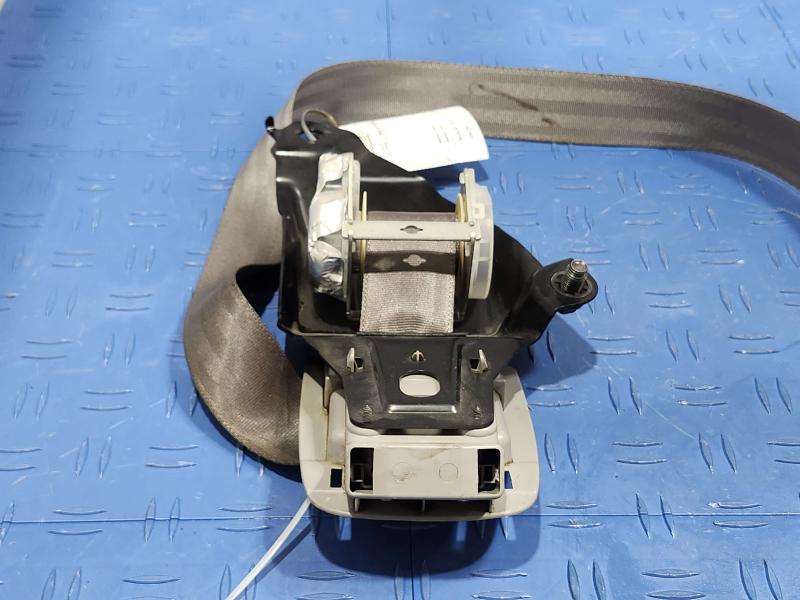2007 Toyota RAV4 Rear Seat Belt