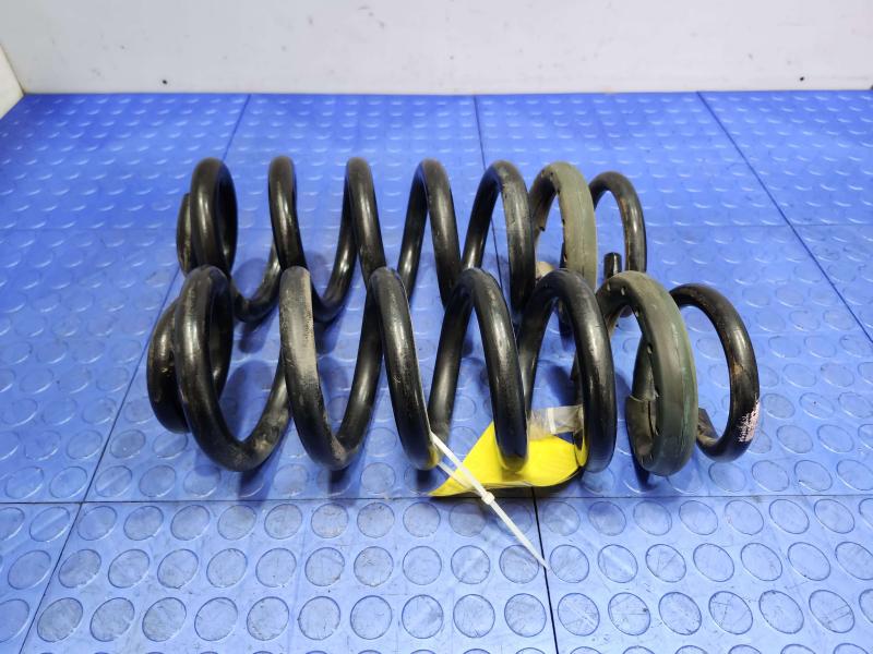 2015 Jeep Grand Cherokee Coil/Air Spring