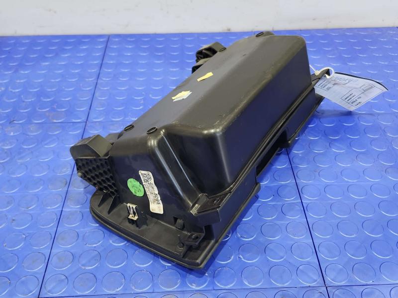 2014 Chevrolet Silverado 1500 Glove Box
