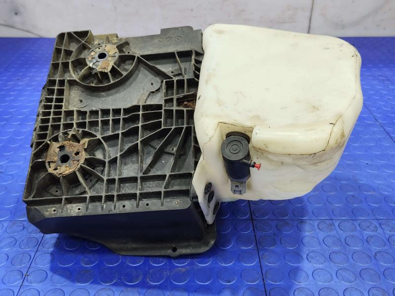 2013 Ford F-150 Washer Bottle