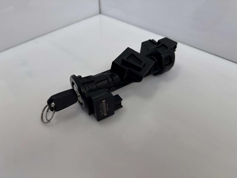 2014 Ford Fusion Ignition Switch(W/O Cyl& Key)