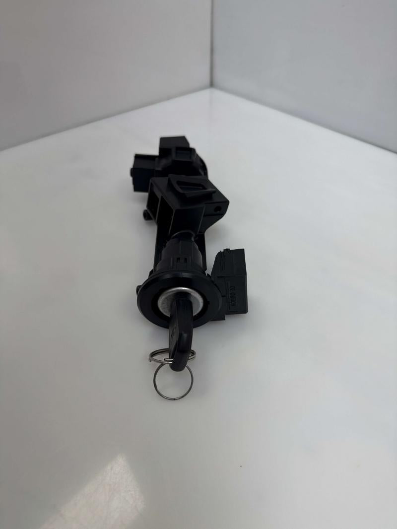 2014 Ford Fusion Ignition Switch(W/O Cyl& Key)