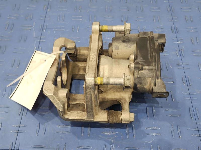 2017 Cadillac XT5 Caliper