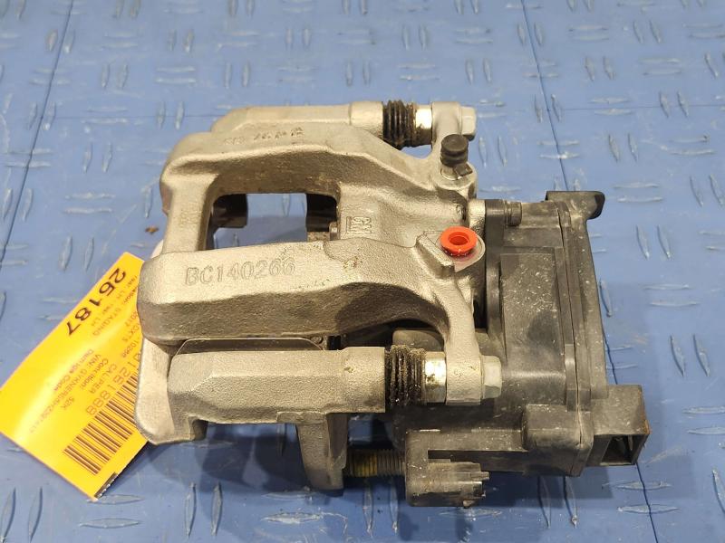 2017 Cadillac XT5 Caliper