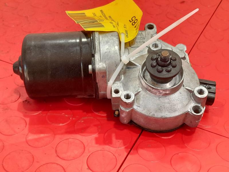 2014 Chevrolet Silverado 1500 Wiper Motor Front