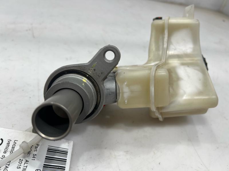2015 Nissan Altima Master Cylinder