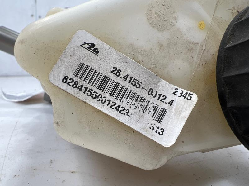 2015 Nissan Altima Master Cylinder