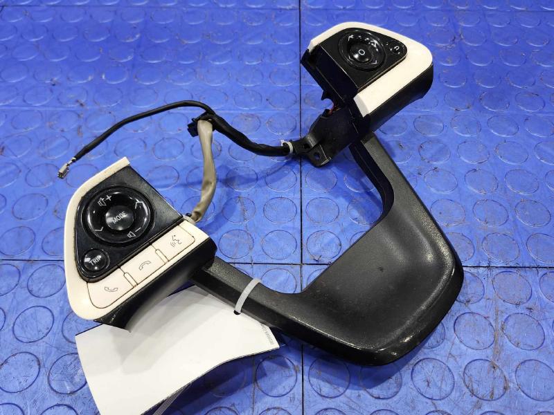 2016 Toyota Prius Combination Switch
