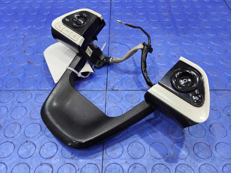 2016 Toyota Prius Combination Switch