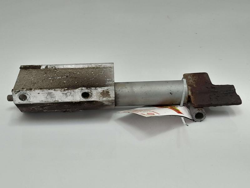 2007 Audi S6 Bumper Shock