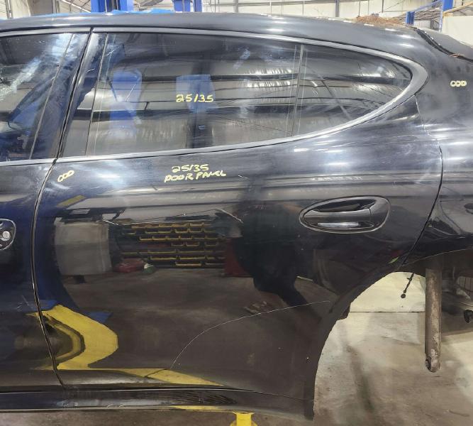 2015 Porsche Panamera Rear Door