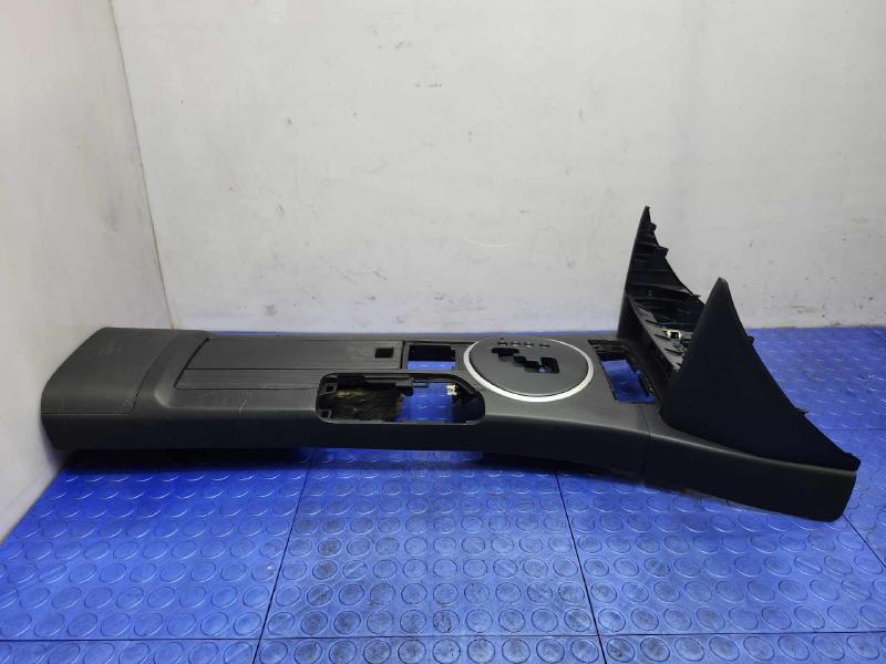 2008 Mazda Miata Front Console