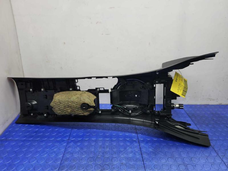 2008 Mazda Miata Front Console