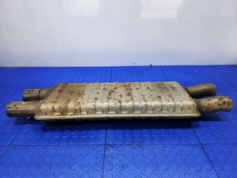 2015-2017 Ford Mustang 3.7L Center Intermediate Exhaust Muffler OEM FR3Z5230R