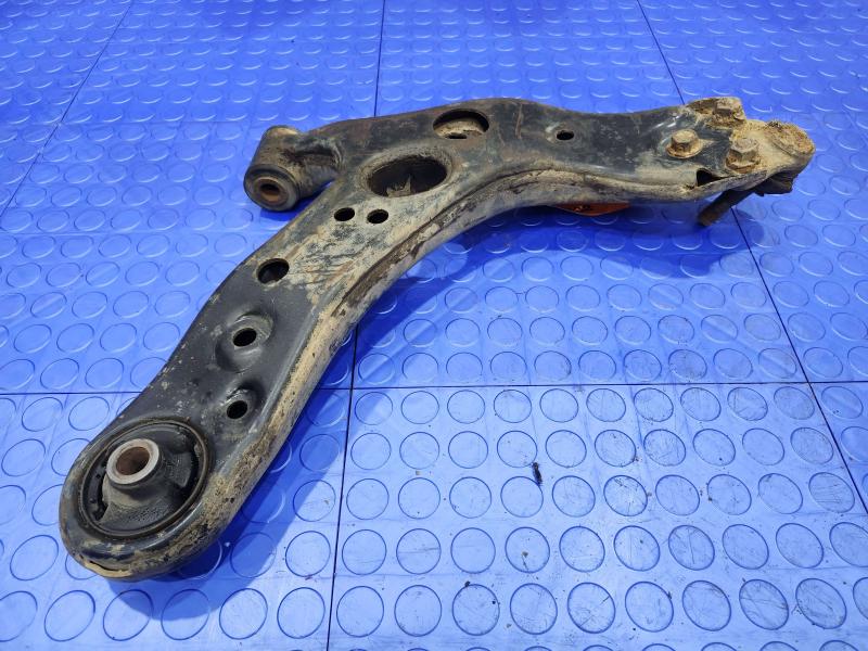 2010 Toyota Prius Lower Control Arm Front