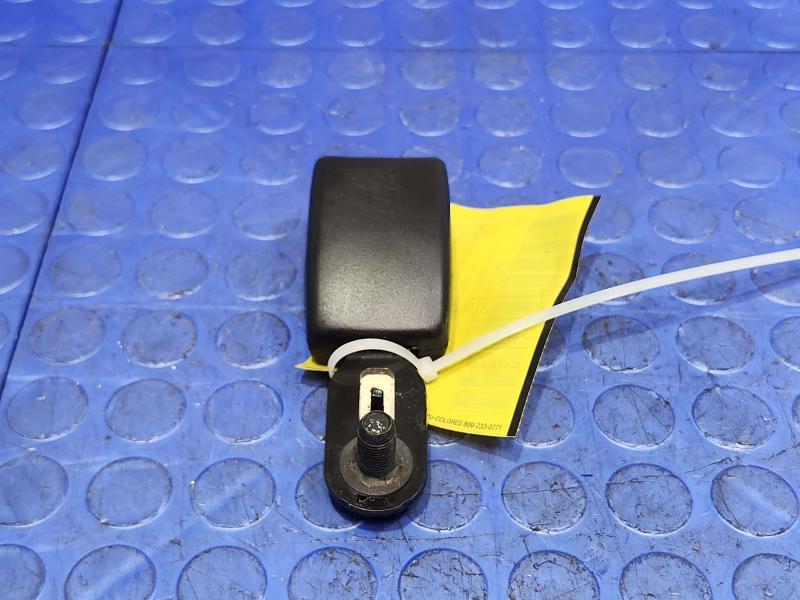 2015 Jeep Grand Cherokee Rear Seat Belt