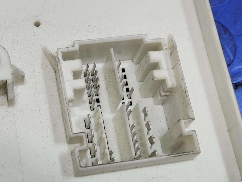 2015 Jeep Grand Cherokee Cabin Fuse Box