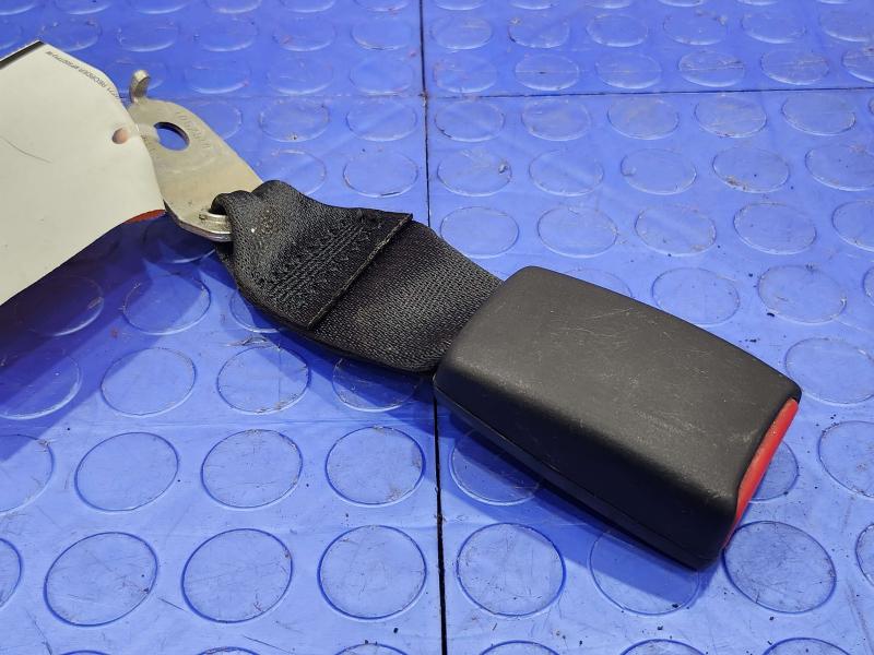 2010 Mazda Mazda3 Rear Seat Belt