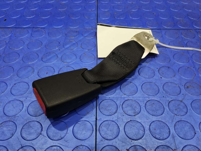 2010 Mazda Mazda3 Rear Seat Belt