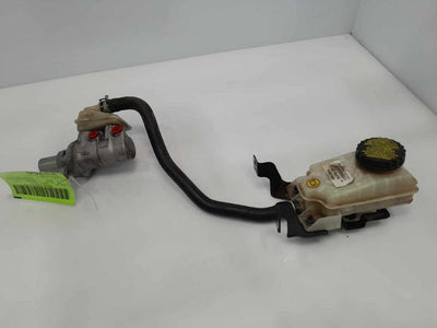 2015 Nissan Pathfinder Master Cylinder