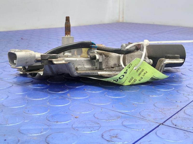 2001-2007 Toyota Sequoia Rear Wiper Motor Genuine OEM Part 8513034010