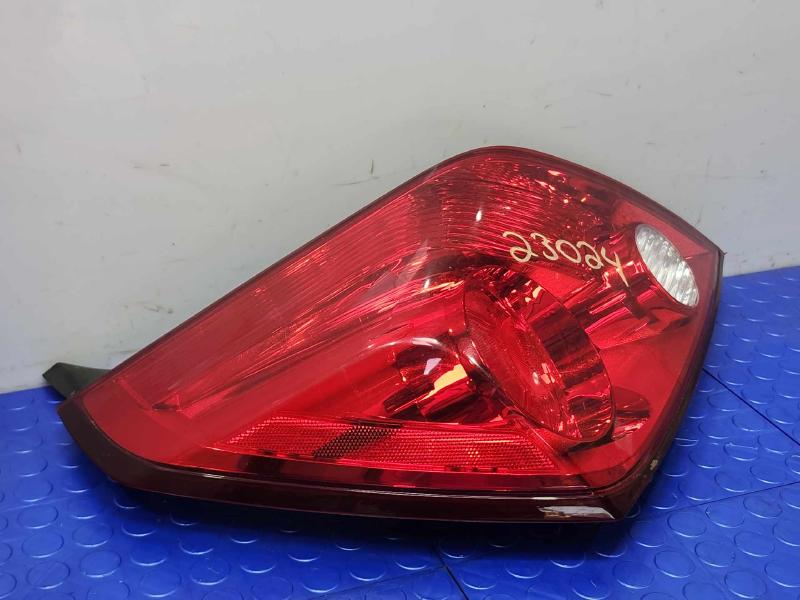 2012 Nissan Altima Tail Light Assembly