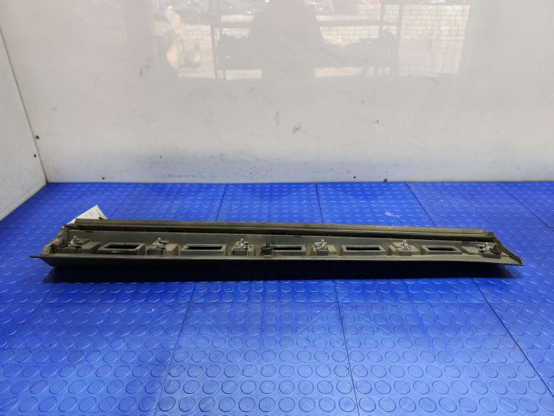 2020 Land Rover Discovery Sport Front Door Moulding
