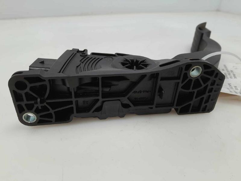 2017 - 2019 Ford Escape Accelerator Pedal Assembly OEM F1DC-9F836-AA