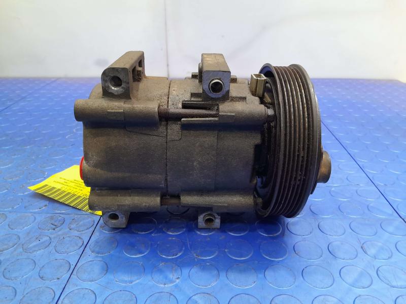 2001 Ford Focus A/C Air Compressor