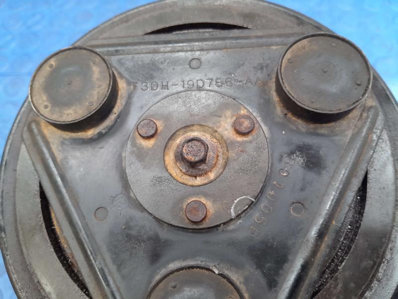 2001 Ford Focus A/C Air Compressor